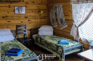 Гостевой дом Cottage V Nekhachevo Нехачево Спальное место на двухъярусной кровати в общем номере для мужчин и женщин-2